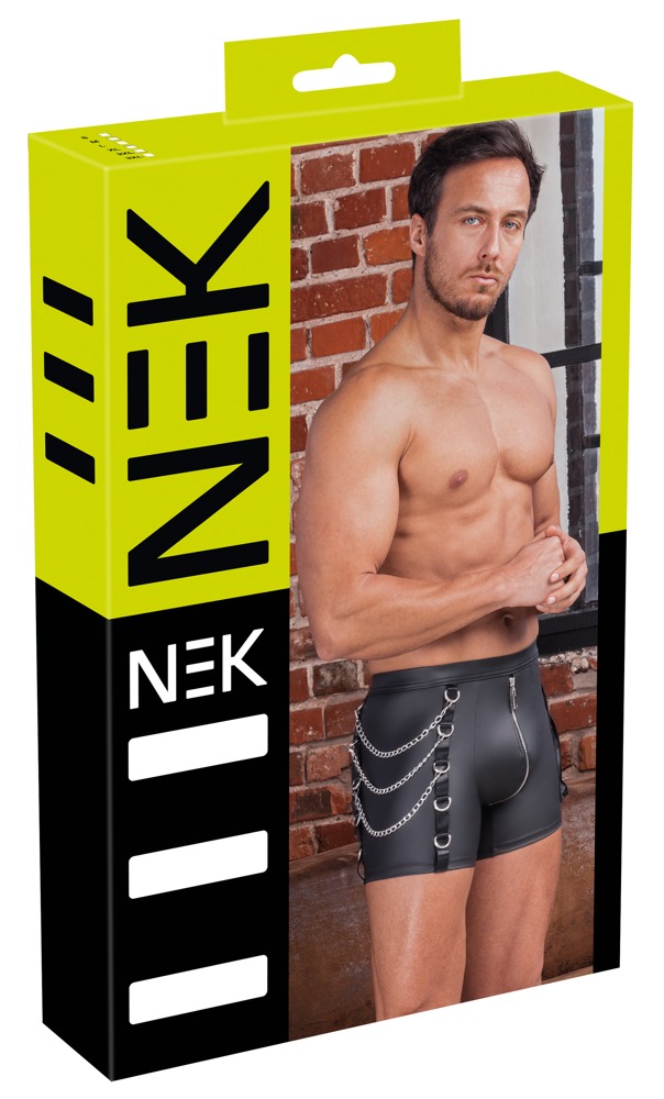 Boxer met kettingen